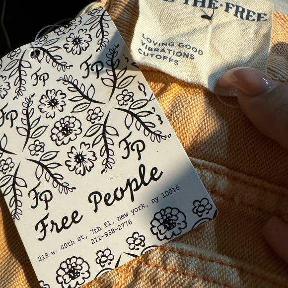 We The Free | Loving Good Vibrations Cutoffs - Picture 3 of 4